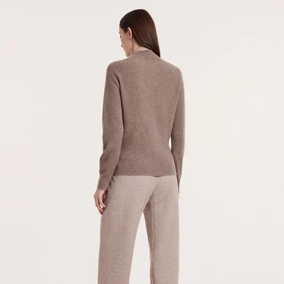Goelia Pure Cashmere Sweater - Picture 7 of 14